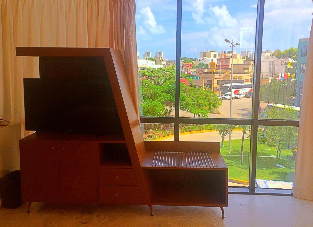 Hotel Versalles Suites Cancún Exterior foto